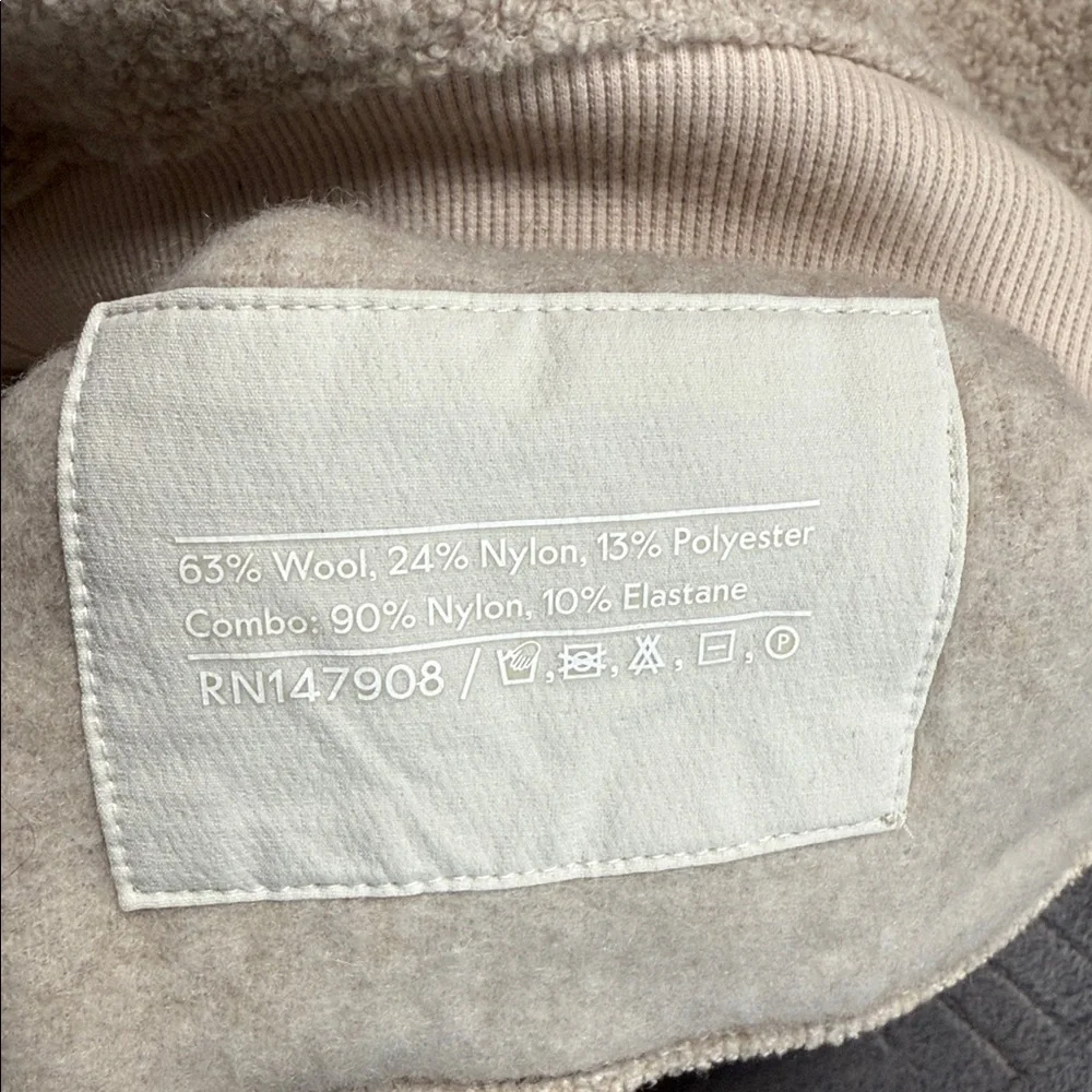 Outdoor Voices Megafleece Oatmeal Wool Crewneck Extra Small